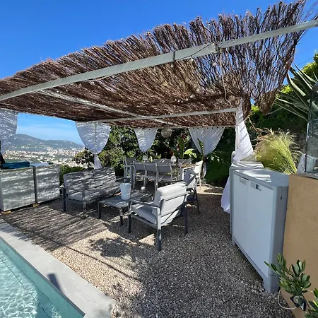 Hotel Et Sdb Privee Piscine Jaccuzzi Vue Nice